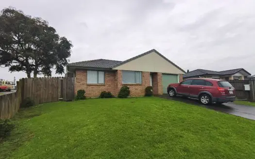 70, Glenveagh Park Drive, Weymouth, Auckland